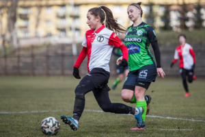 Mecz pierwszej ligi kobiet: Tarnovia - UKS 3 Weronica Staszkówka Jelna